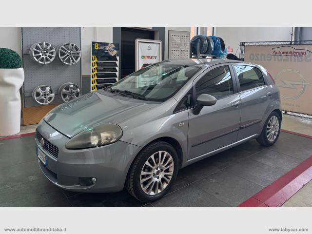 Auto - Fiat grande punto 1.2 5p. active !!!gpl!!!