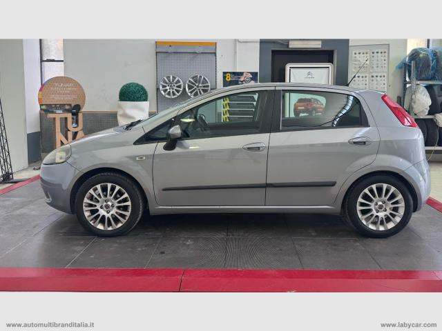 Auto - Fiat grande punto 1.2 5p. active !!!gpl!!!