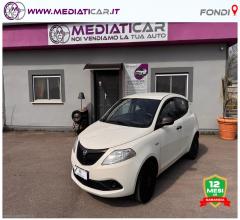 Auto - Lancia ypsilon 1.2 69 cv 5p. gpl ecochic silver