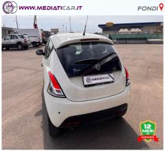 Auto - Lancia ypsilon 1.2 69 cv 5p. gpl ecochic silver