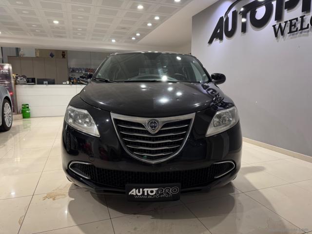 Lancia ypsilon 1.2 69 cv 5p. s&s silver