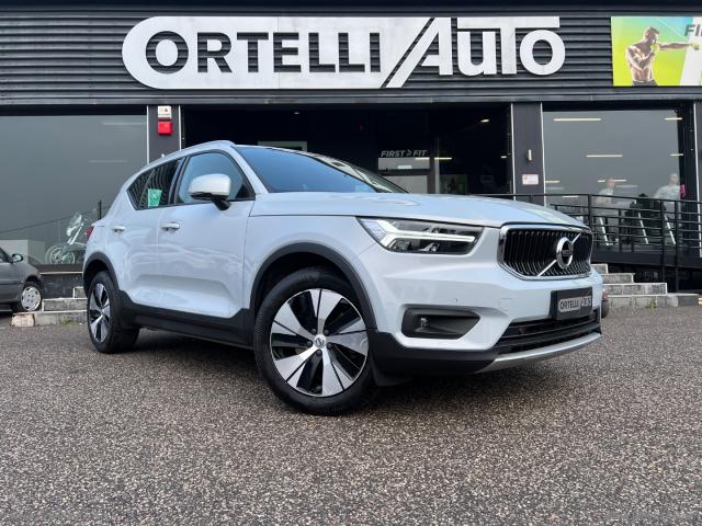 Volvo xc40 d3 awd geartronic momentum pro