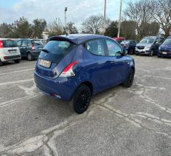 Auto - Lancia ypsilon 1.2 69 cv 5p. gpl ecochic gold