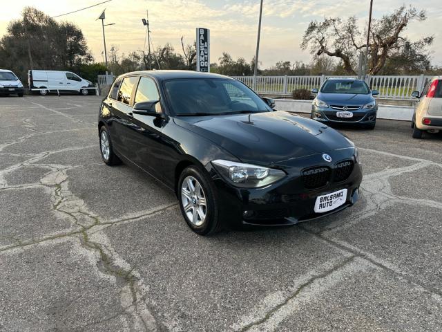 Auto - Bmw 118d 5p. advantage