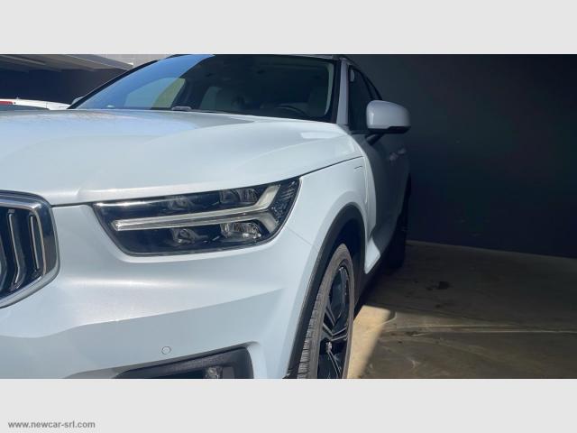 Auto - Volvo xc40 t5 recharge plug-in inscription