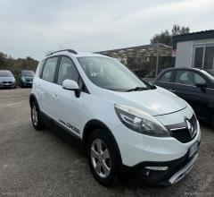 Auto - Renault scÃ©nic xmod cross 1.5 dci 110 s&s wave