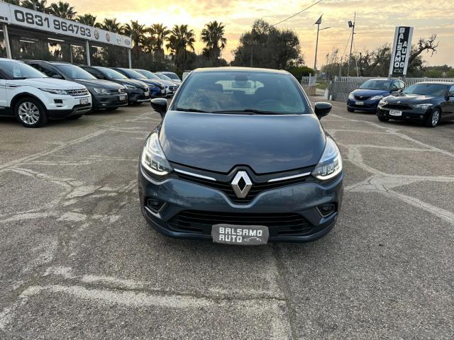 Auto - Renault clio tce 12v 90cv gpl 5p. moschino zen