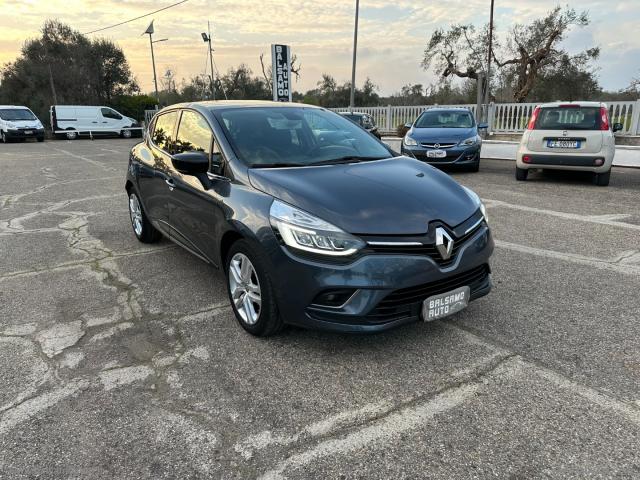 Auto - Renault clio tce 12v 90cv gpl 5p. moschino zen