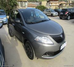 Auto - Lancia ypsilon 1.0 firefly 5p s&s hybrid silver