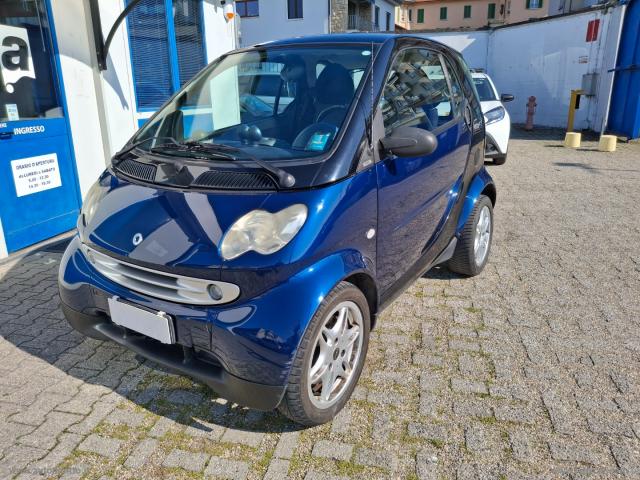 Auto - Smart fortwo grandstyle