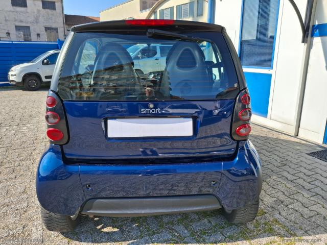 Auto - Smart fortwo grandstyle