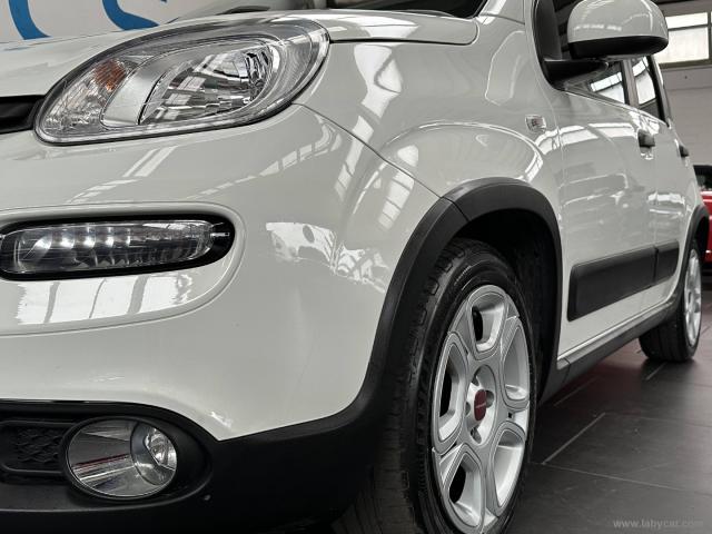 Auto - Fiat panda 1.0 firefly s&s hybrid