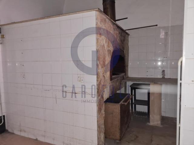 Appartamenti in Vendita - Locale commerciale in affitto a bisceglie centro storico