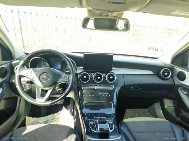 Auto - Mercedes-benz c 220 d premium plus