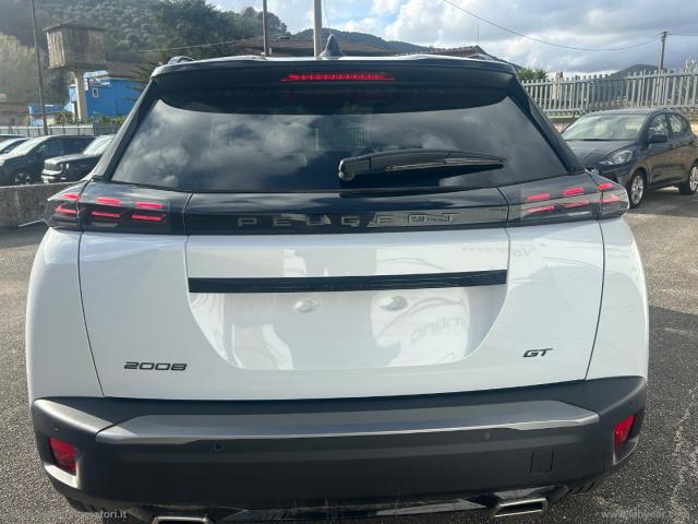 Auto - Peugeot 2008 puretech 130 s&s eat8 gt