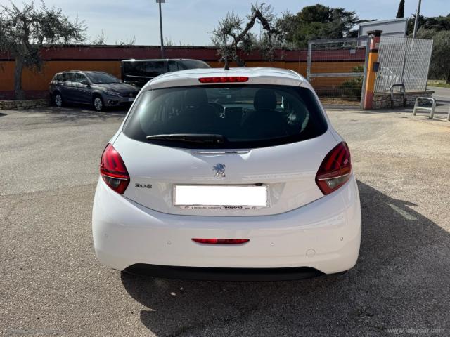 Auto - Peugeot 208 allure 1.5 hdi 100cv s&s 5p.