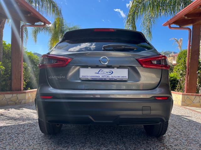 Auto - Nissan qashqai 1.5 dci business
