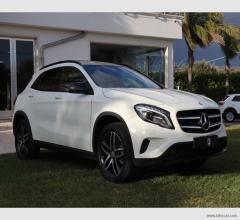 Mercedes-benz gla 200 d automatic enduro dark night edition