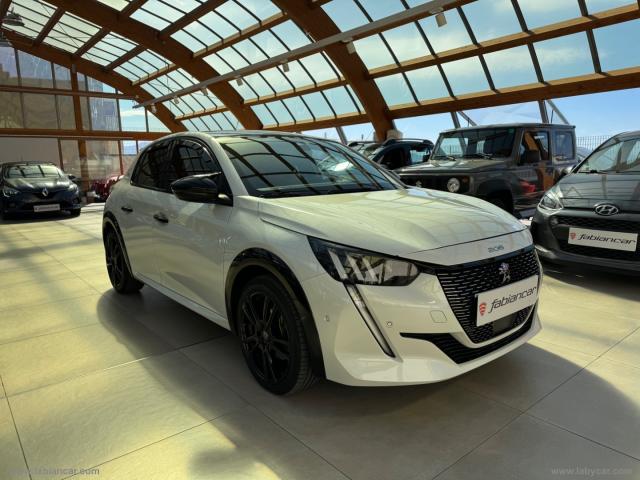 Auto - Peugeot 208 bluehdi 100 s&s 5p. gt pack