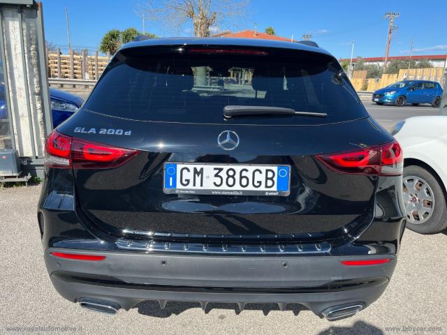 Auto - Mercedes-benz gla 200 d automatic amg line prem. plus