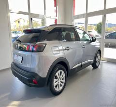 Auto - Peugeot 3008 bluehdi 130 s&s eat8 style