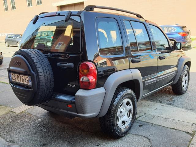 Auto - Jeep cherokee 2.8 crd