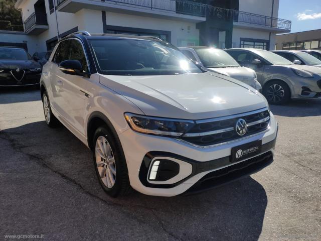 Auto - Volkswagen t-roc 1.5 tsi act r-line