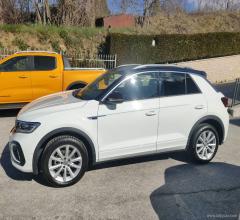 Auto - Volkswagen t-roc 1.5 tsi act r-line