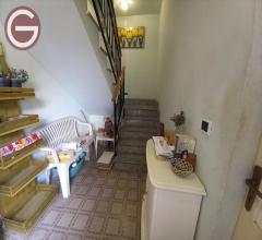 Appartamenti in Vendita - Casa indipendente in vendita a melicucco centro