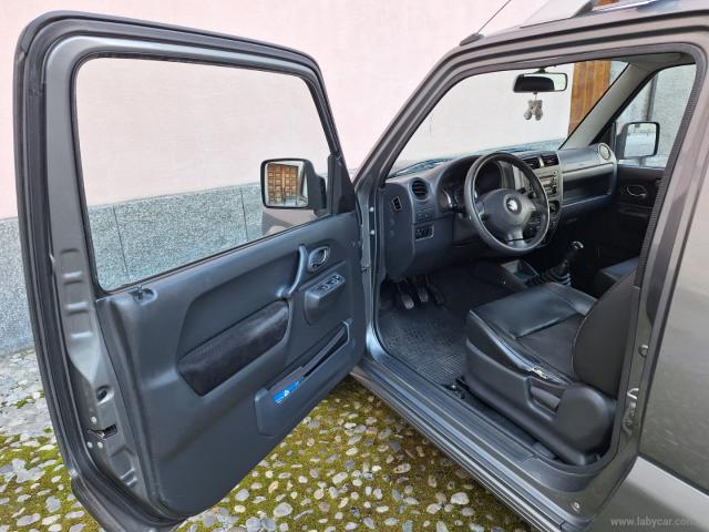 Auto - Suzuki jimny 1.5 ddis 4wd jlx unicoprop.