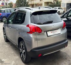 Auto - Peugeot 2008 bluehdi 120 s&s allure