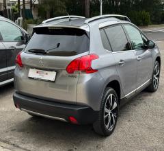 Auto - Peugeot 2008 bluehdi 120 s&s allure