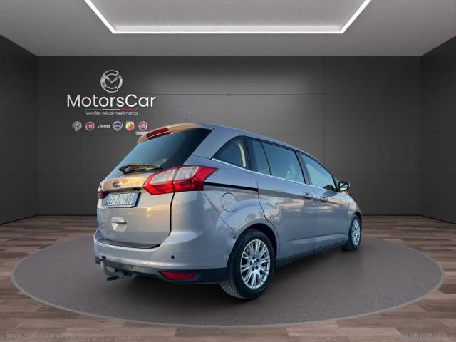 Auto - Ford c-max7 1.6 tdci 115 cv plus