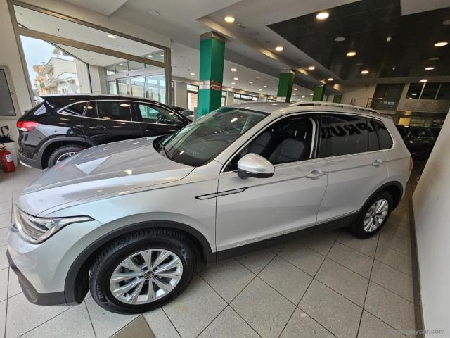 Auto - Volkswagen tiguan 2.0 tdi 150cv scr dsg life