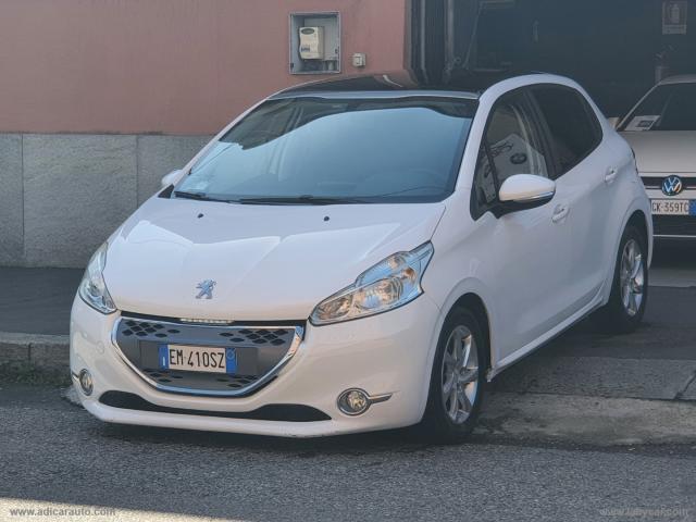 Auto - Peugeot 208 1.4 e-hdi 68 cv s&s robot. 5p. active