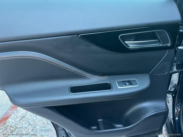 Auto - Jaguar f-pace 2.0 d 180 cv awd aut. prestige