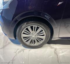 Auto - Peugeot 208 puretech 82 5p. allure