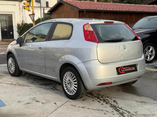 Auto - Fiat grande punto 1.3 mjt 75 cv 3p. speed