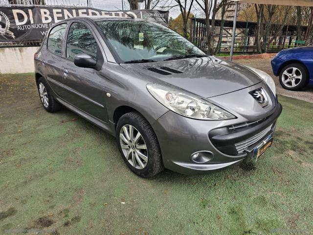 Auto - Peugeot 206 plus 1.4 hdi 70 cv 5p. trendy