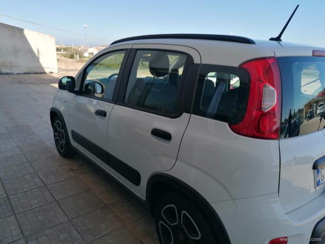 Auto - Fiat panda 1.0 firefly s&s hybrid city life