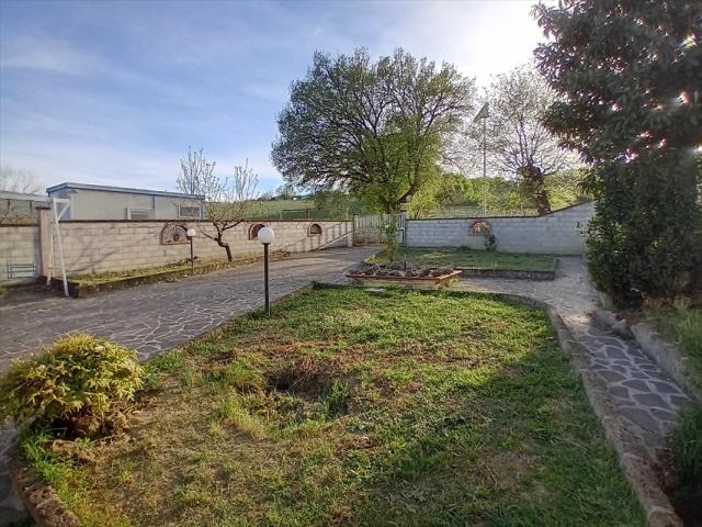 Appartamenti in Vendita - Villa in vendita a manoppello manoppello scalo