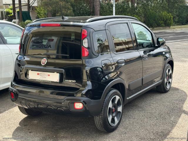 Auto - Fiat panda 1.0 firefly s&s hybrid cross