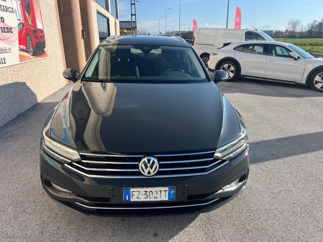 Auto - Volkswagen passat var. 1.6 tdi dsg business bmt