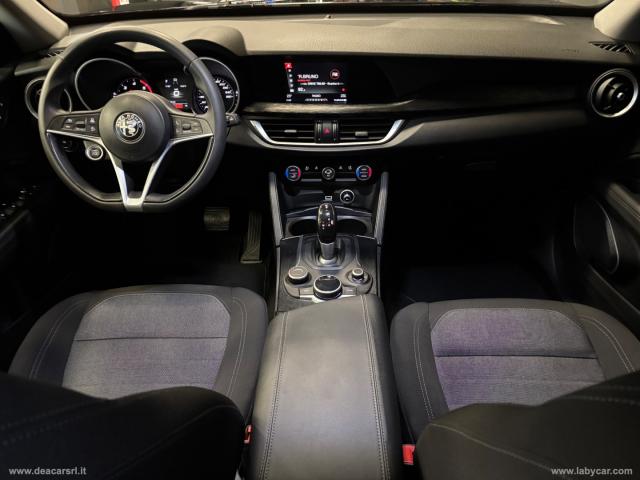 Auto - Alfa romeo stelvio 2.2 t.diesel 190cv at8 rwd super