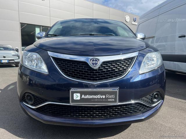 Auto - Lancia ypsilon 1.2 69 cv 5p. s&s gold