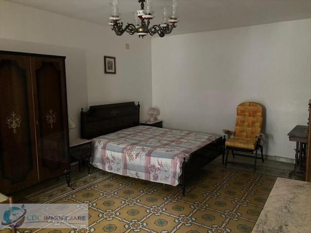 Appartamenti in Vendita - Casa indipendente in vendita a lercara friddi centro storico