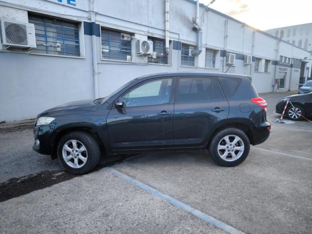 Auto - Toyota rav4 crossover 2.2 d-4d 150 cv exclusive