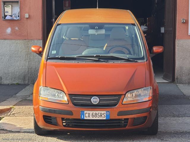 Auto - Fiat idea 1.4 16v