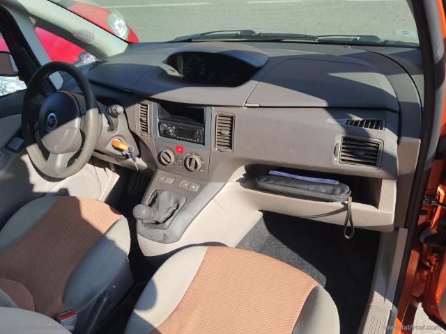 Auto - Fiat idea 1.4 16v