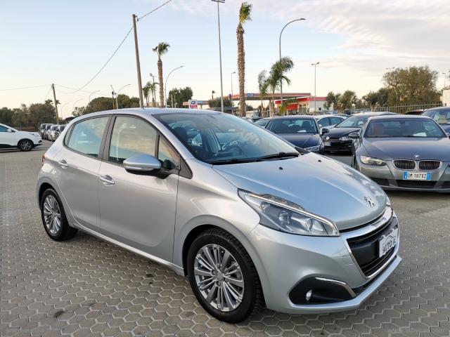 Auto - Peugeot 208 bluehdi 75 5p. allure
